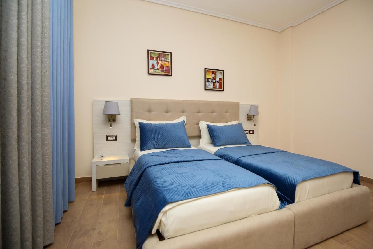 Hotel Vd Roleks Vlorë 객실 사진